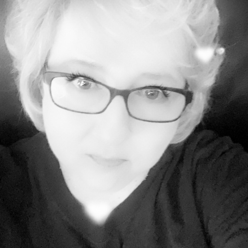 Meet your Posher, Renea